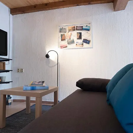 House Indy Apartment Rava
