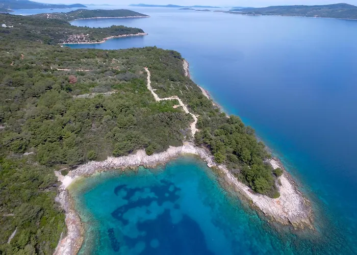 아파트 House Indy Rava