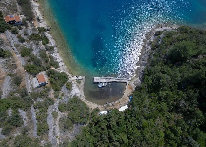 아파트 House Indy Rava